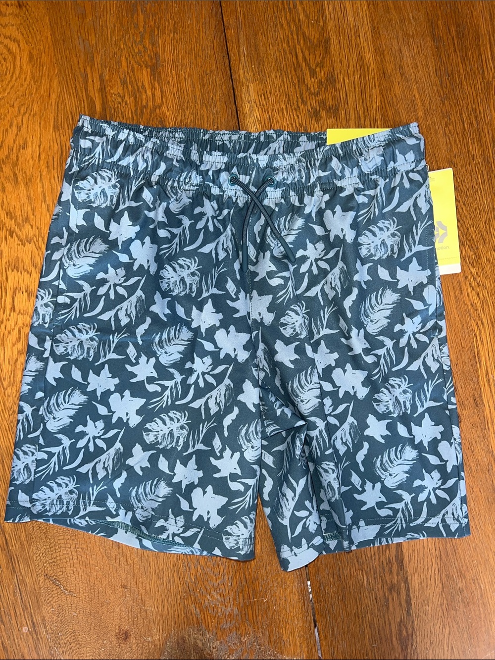 Boy’s L (10/12) 5 Pc Bundle - NWT - Picture 7 of 8